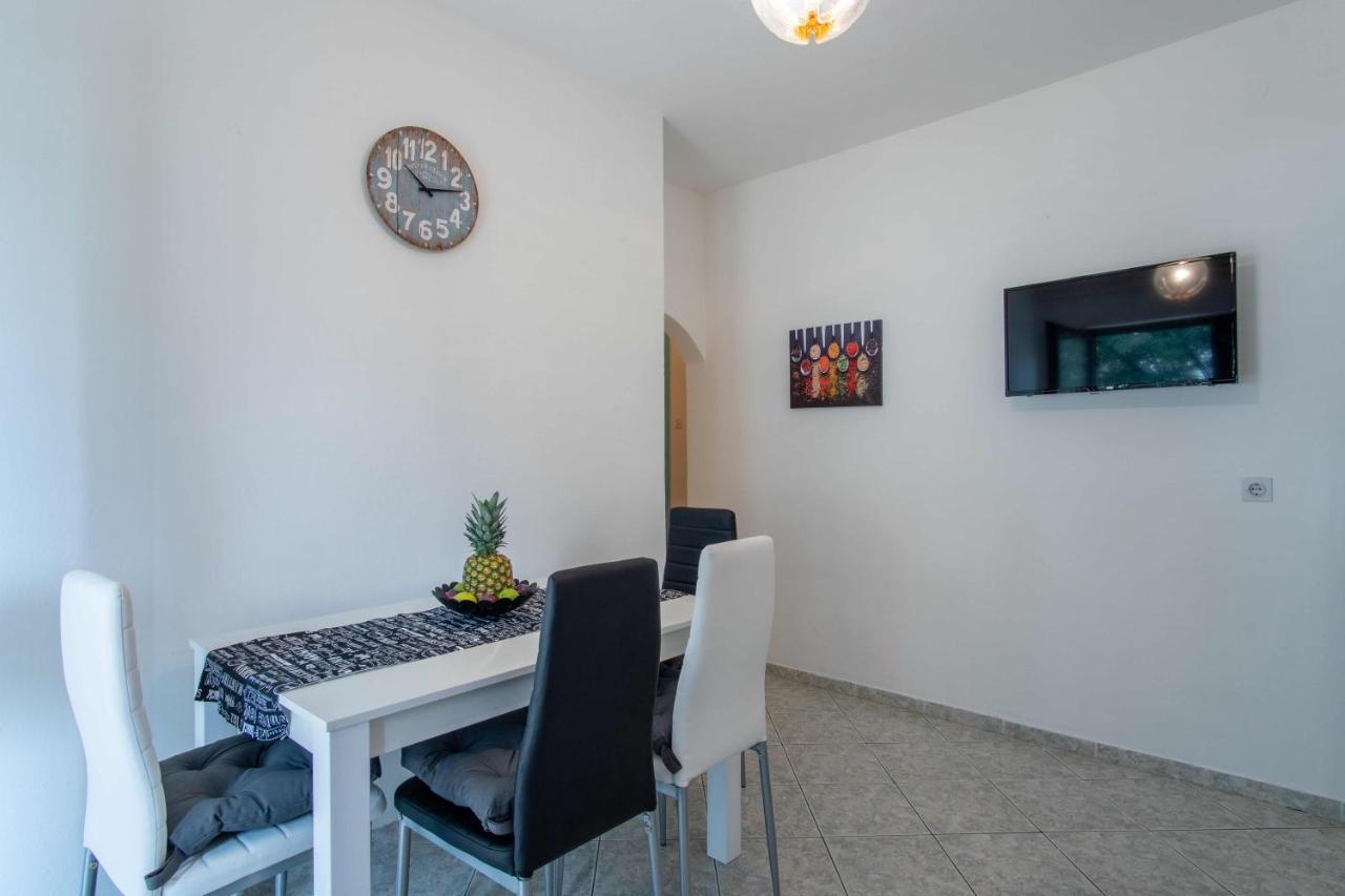 Ostaric Apartment Mandre Ngoại thất bức ảnh